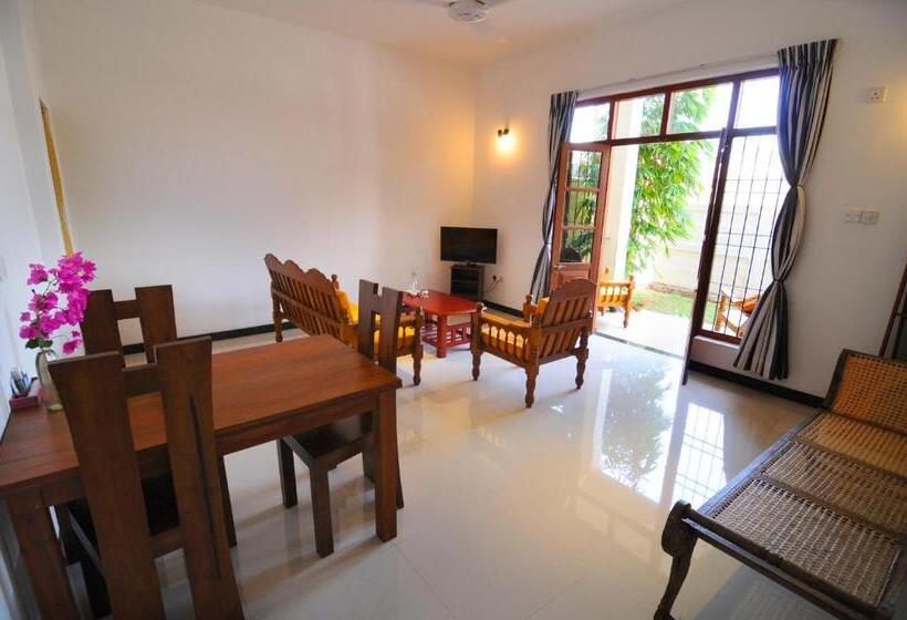 膳宿费 Park Lane Apartments