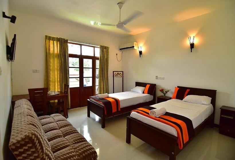 膳宿费 Park Lane Apartments