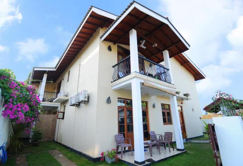 膳宿费 Park Lane Apartments