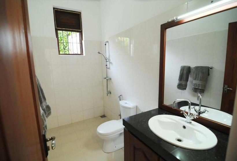 膳宿费 Park Lane Apartments