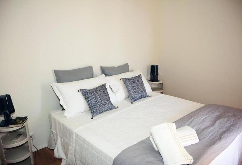 פנסיון Suite Faro 33