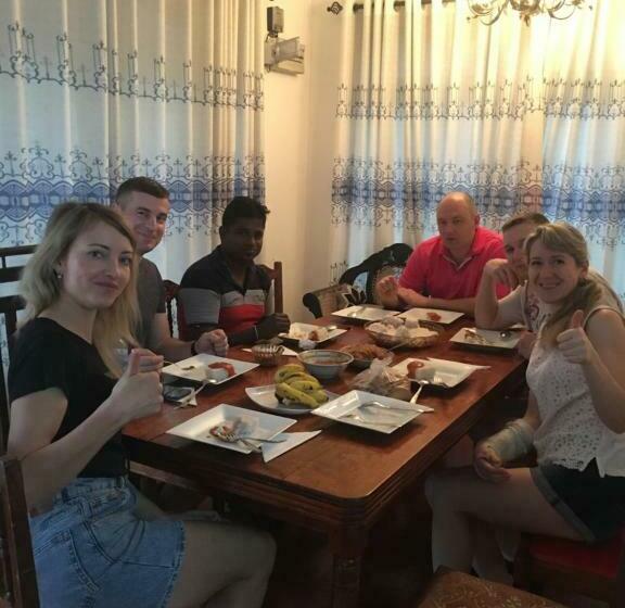 Pensionat White House Hostel