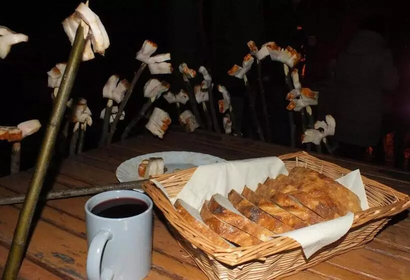 Pensiunea Casa Zmeilor