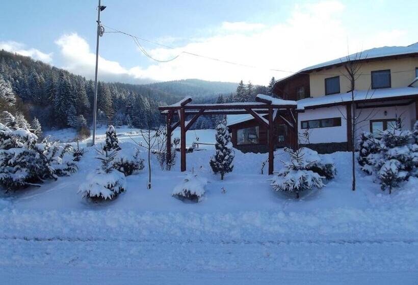 Pensiunea Casa Zmeilor