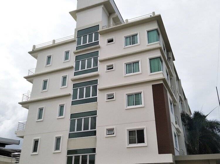 Отель The View Apartment