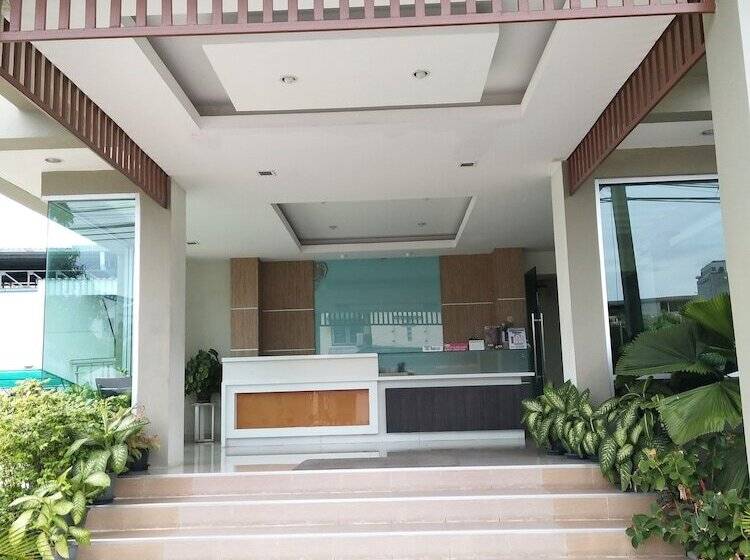 Отель The View Apartment