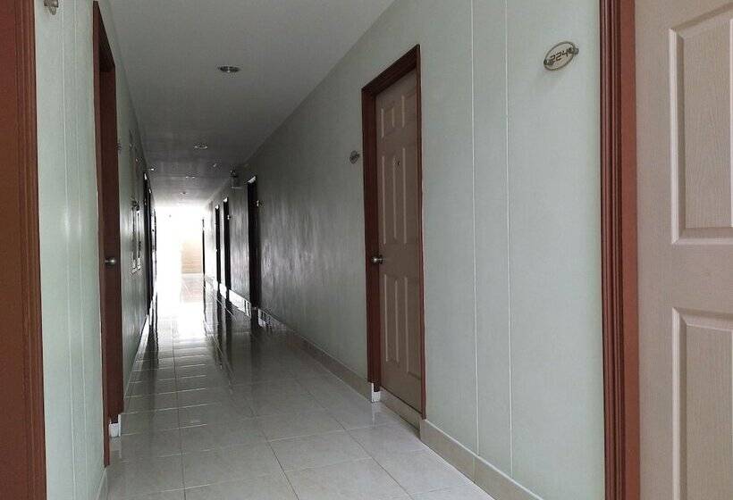 Отель The View Apartment