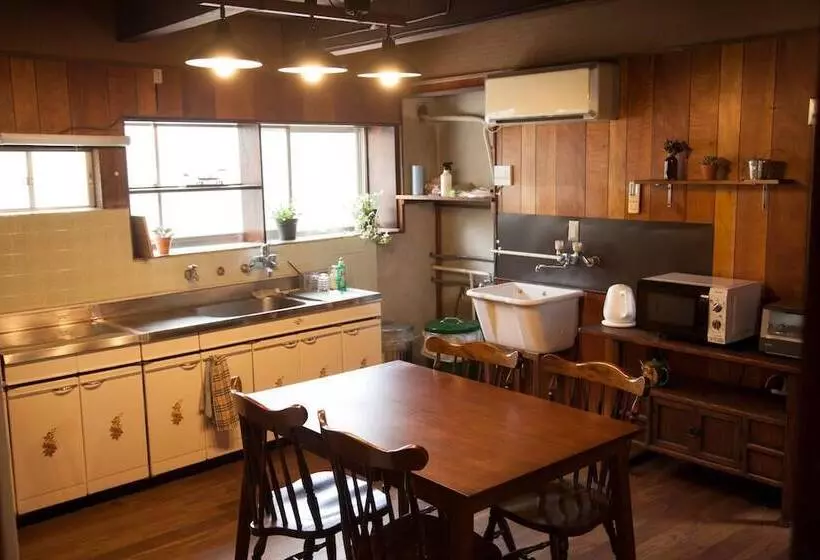 Guest House Tokonoma   Hostel