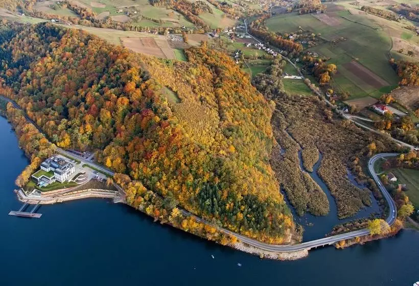 Heron Live Hotel Marina & Spa