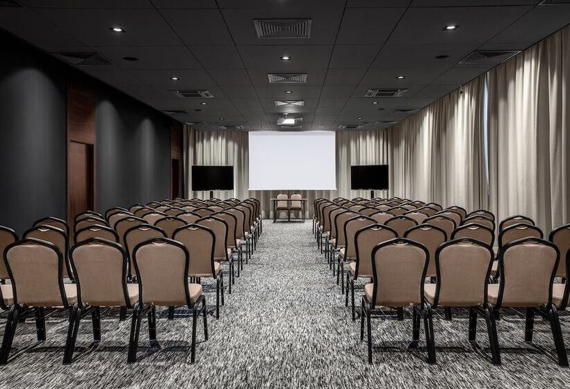 Heron Live Hotel Marina & Spa