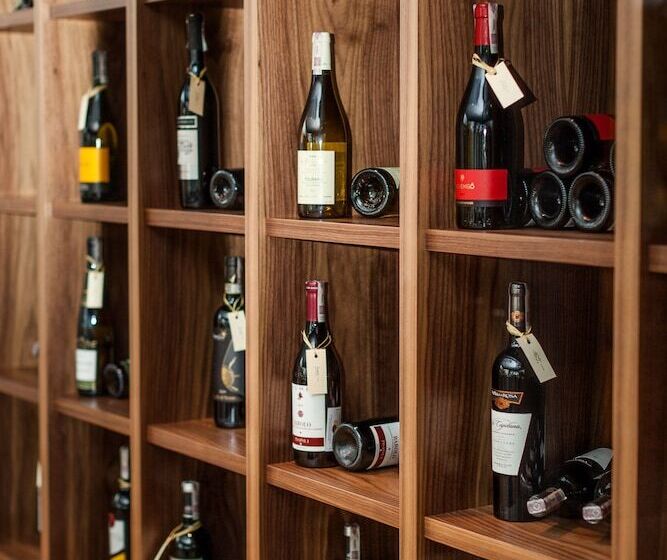 Heron Live Hotel Marina & Spa