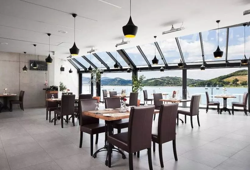 Heron Live Hotel Marina & Spa