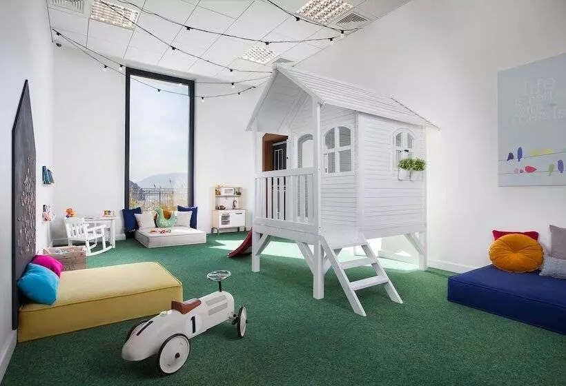 Heron Live Hotel Marina & Spa