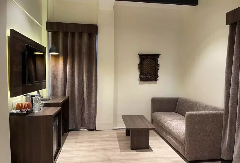 هتل Kailash
