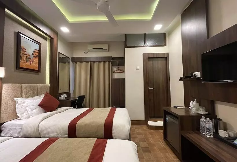 هتل Kailash