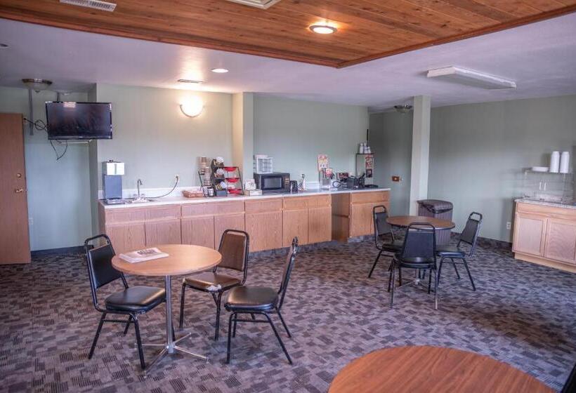 Wagner Lakeside Motel