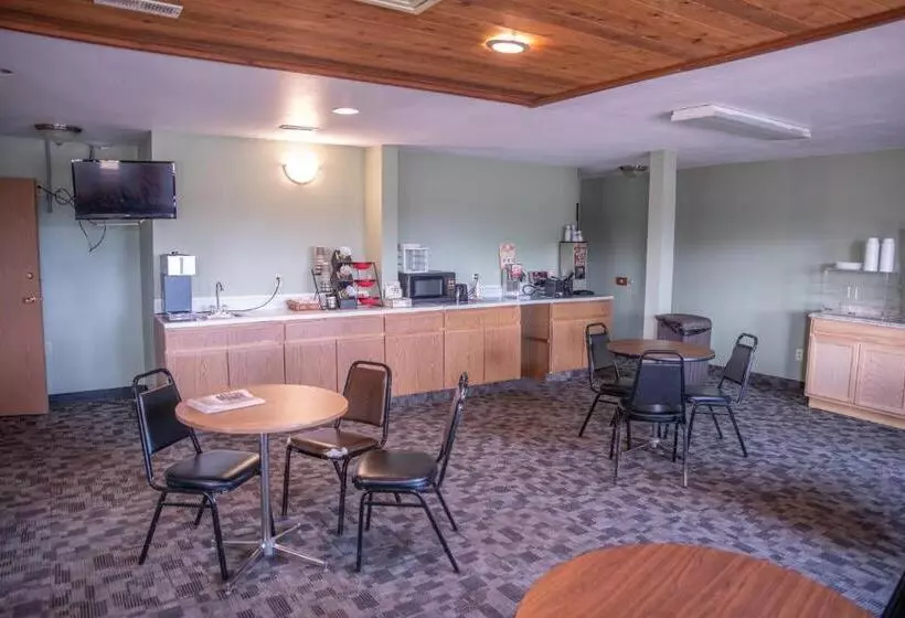 Wagner Lakeside Motel