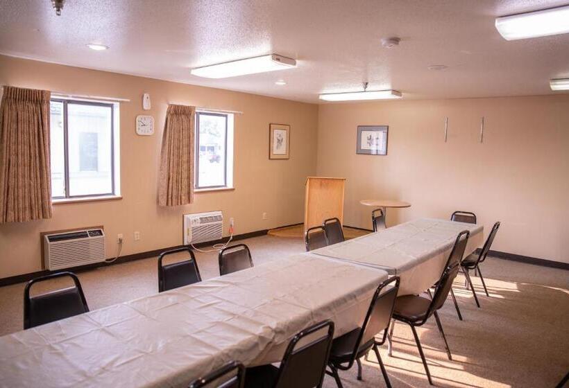 Wagner Lakeside Motel