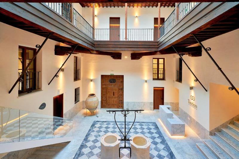 Hotel Tandem Torres De Cadiz Suites