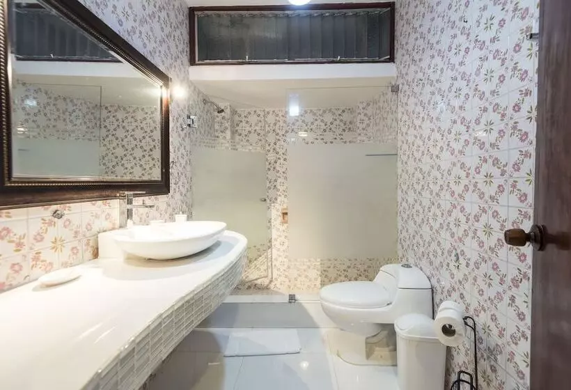 هتل Inti Killa Hostel