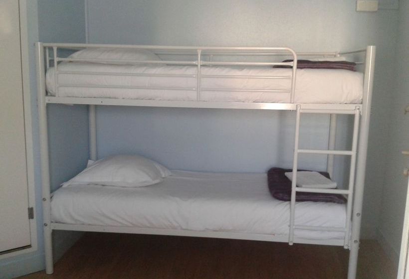 هتل Fast Caen Memorial