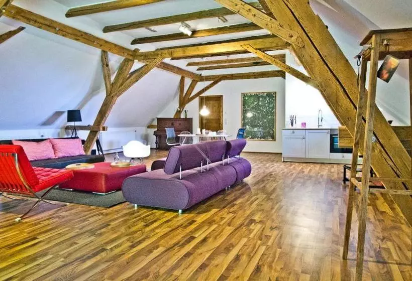 호텔 Art Lodge Kunstpension