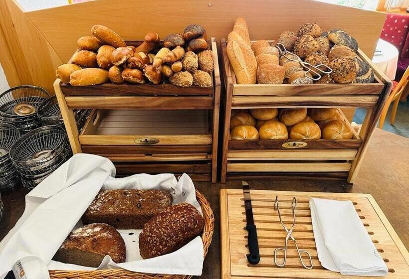 فندق Der Burgfellnerhof Adults Only