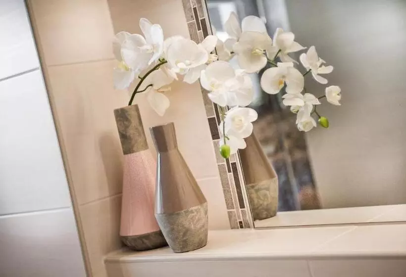 فندق Der Burgfellnerhof   Adults Only