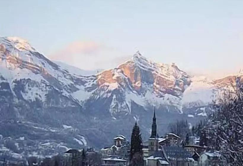 هتل Chalet Liberty Mont Blanc