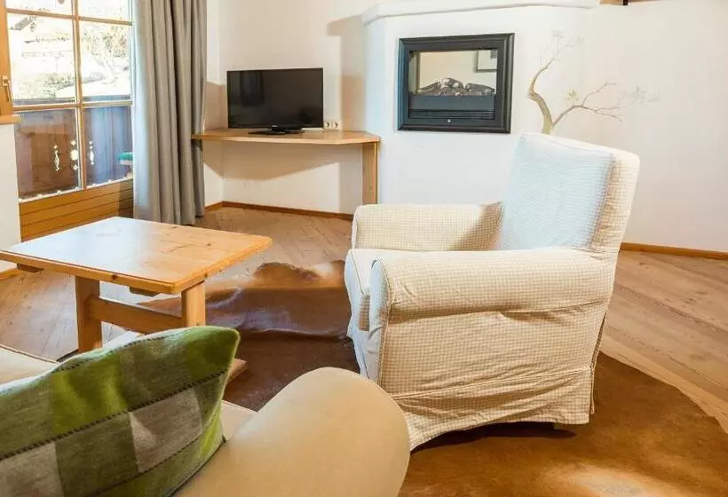 Отель Frohnatur