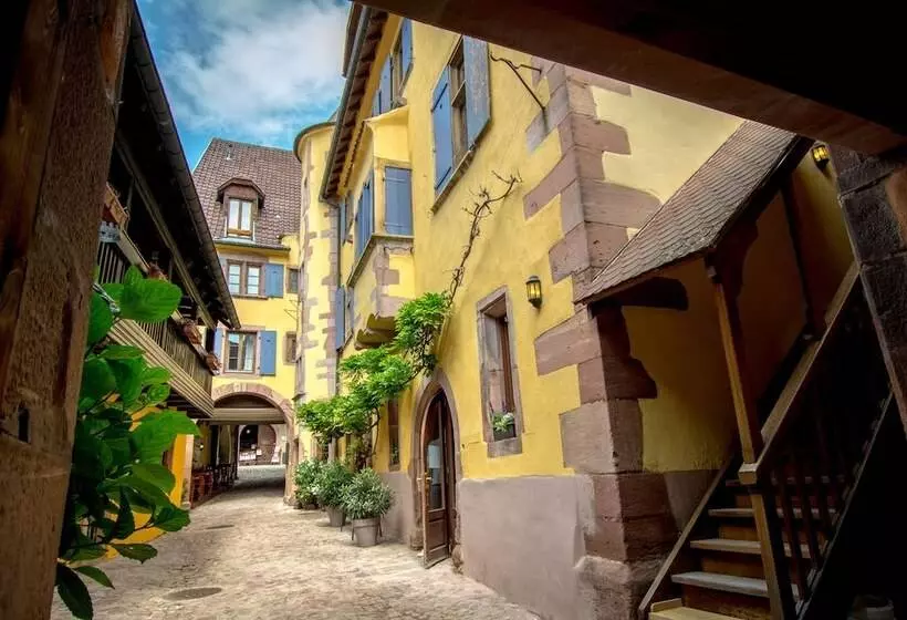 فندق Hôtel De La Couronne