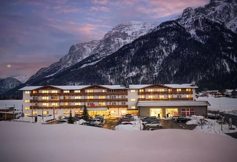 Elaya Hotel Steinplatte Ehemals Kuhotel By Rilano