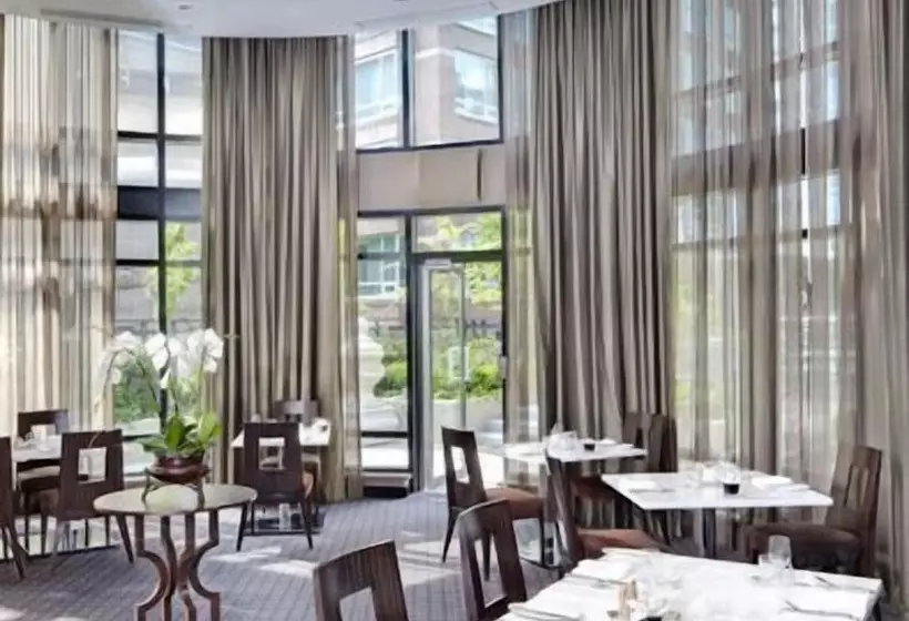 فندق L Hermitage