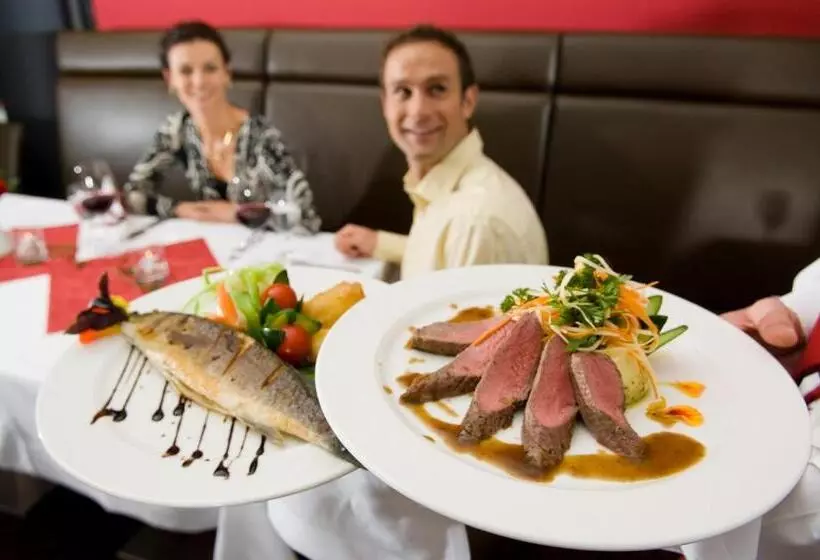 Отель Lebensquell Bad Zell