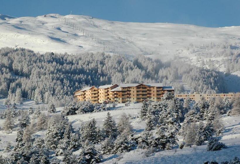 هتل Noemys Les Toits Du Devoluy