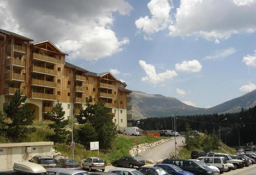 هتل Noemys Les Toits Du Devoluy