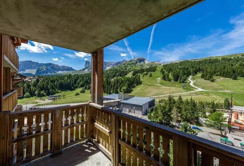 Отель Noemys Les Toits Du Devoluy