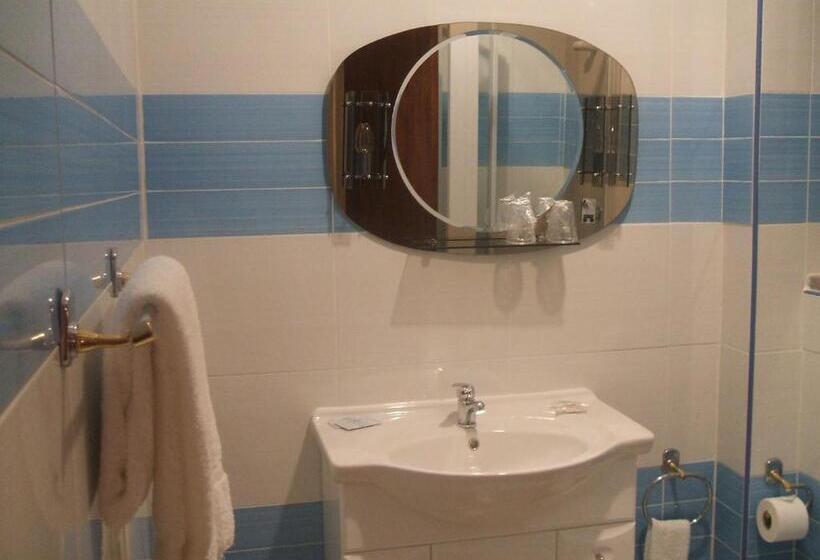 هتل Residencial Pinto