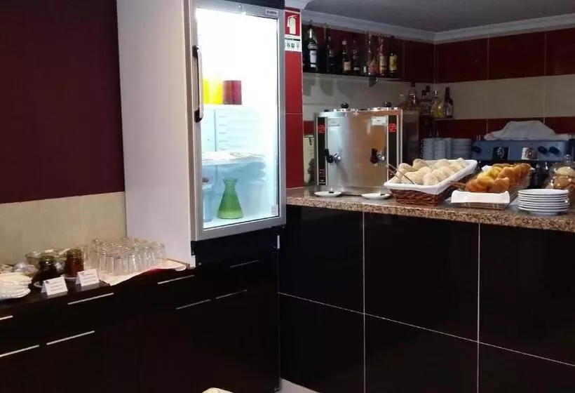 هتل Residencial Pinto