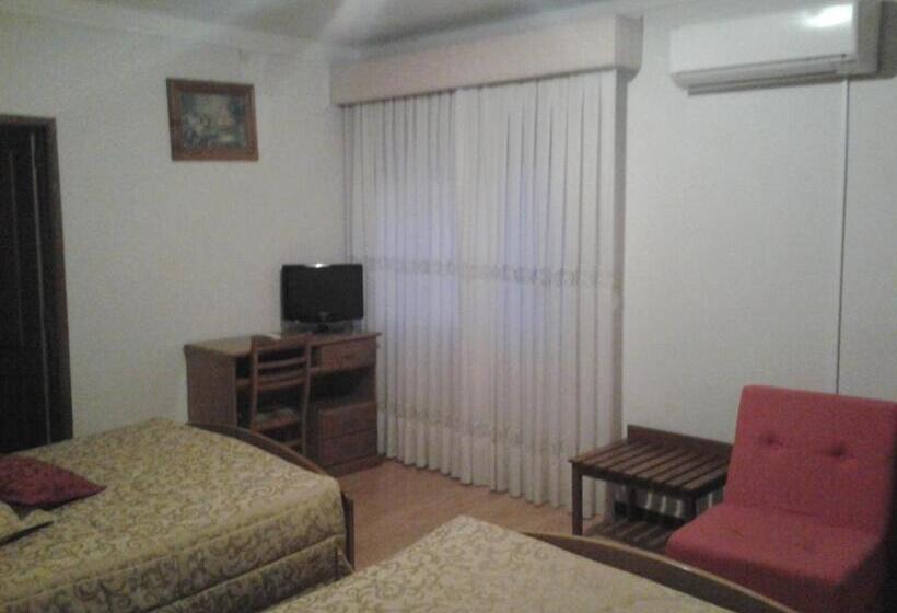 هتل Residencial Pinto