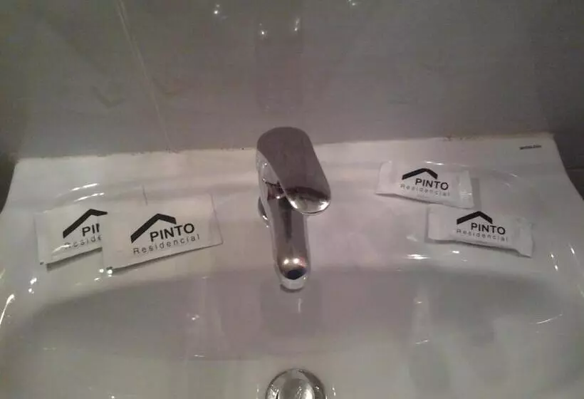 هتل Residencial Pinto