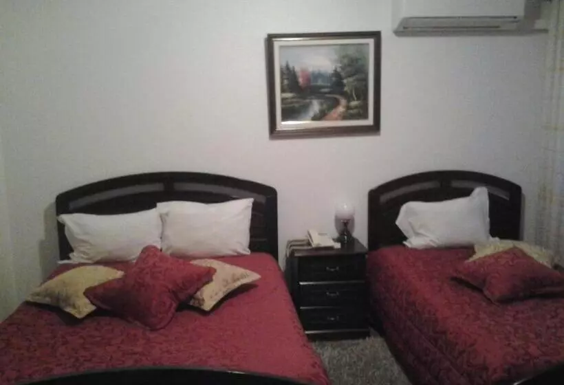 هتل Residencial Pinto