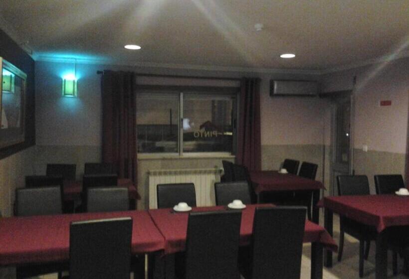 هتل Residencial Pinto