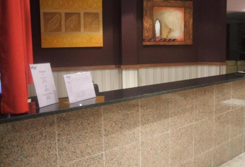 هتل Residencial Pinto