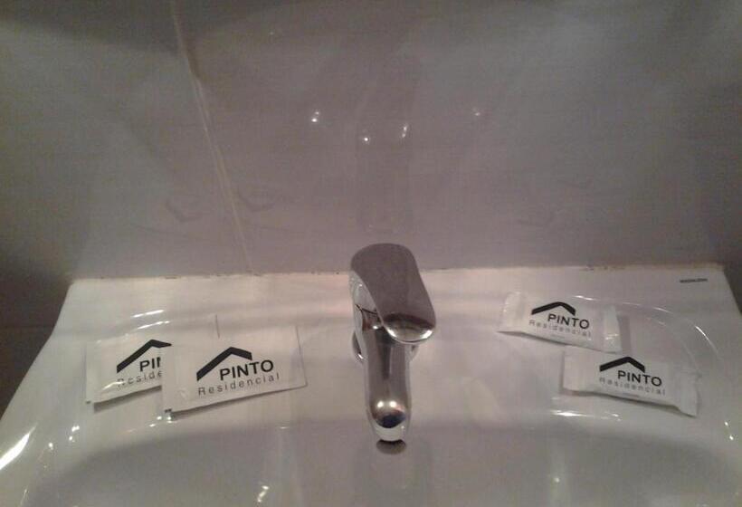 هتل Residencial Pinto