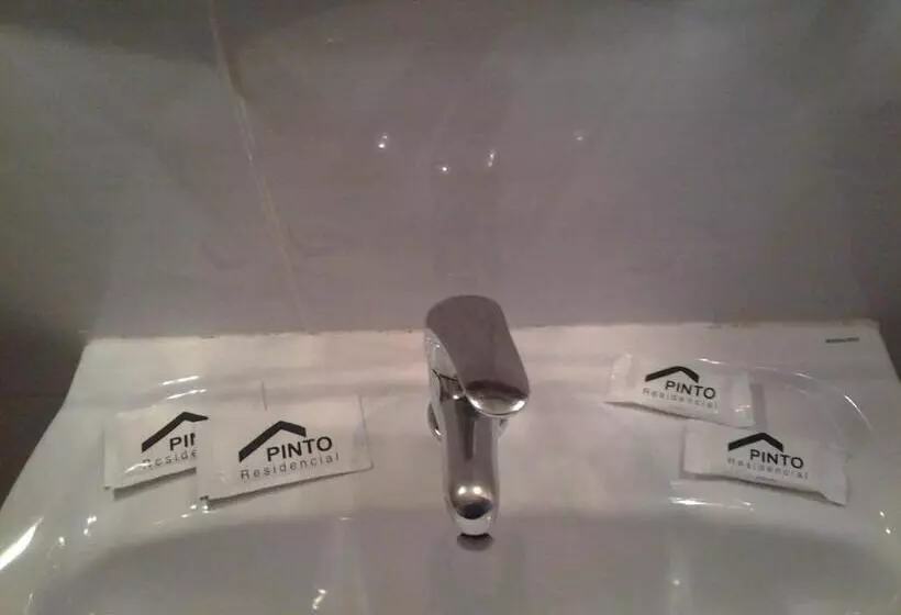 هتل Residencial Pinto