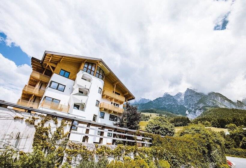 בית מלון כפרי Salzburger Hof Leogang