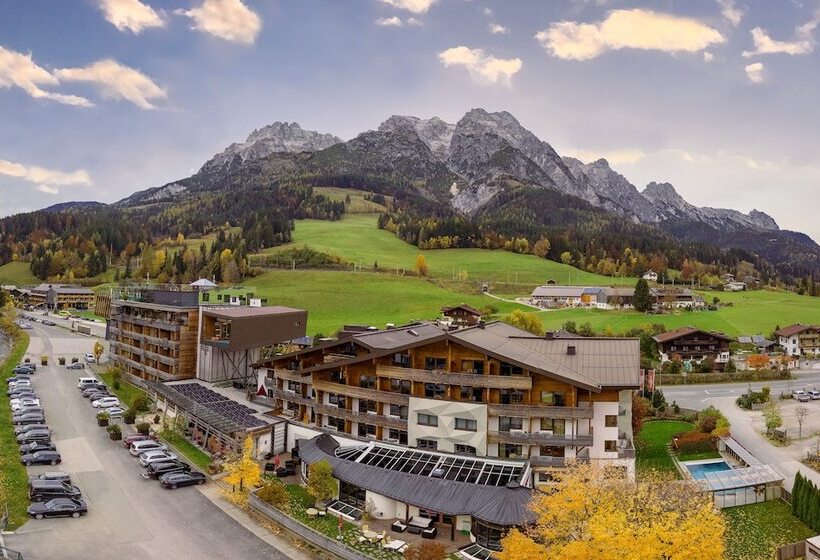 בית מלון כפרי Salzburger Hof Leogang