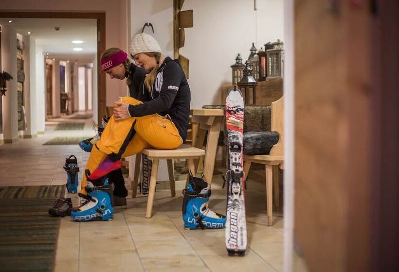 בית מלון כפרי Salzburger Hof Leogang