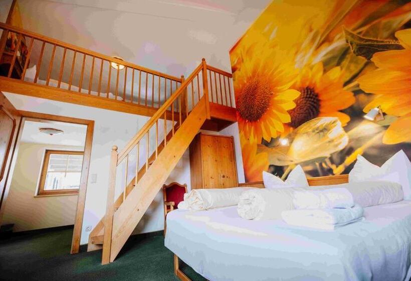 בית מלון כפרי In The Heart Of The Alps